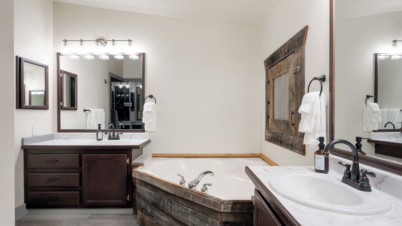 Photo of Bathroom in Stanley