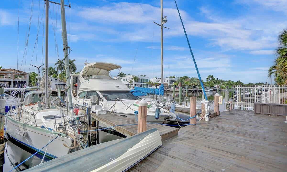 Photo of Others in Hendricks and Venice Isles