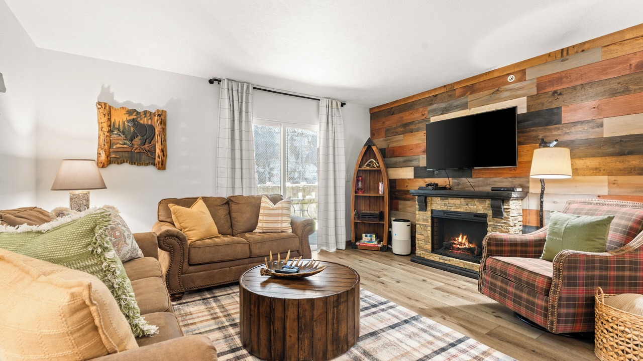 Photo of Bedroom in Branson