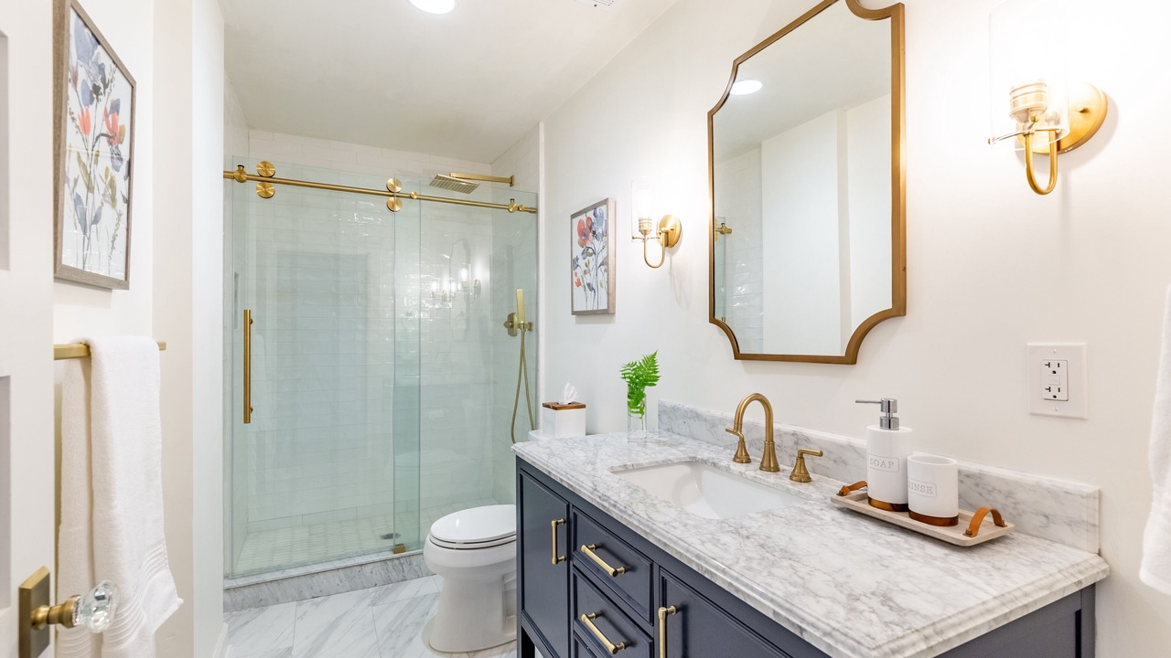 Photo of Bathroom in Naval Academy