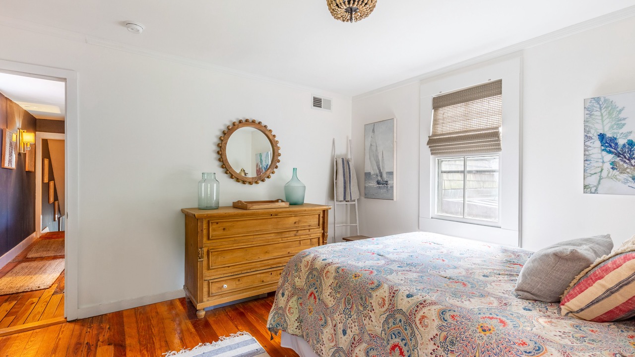 Photo of Bedroom in Naval Academy