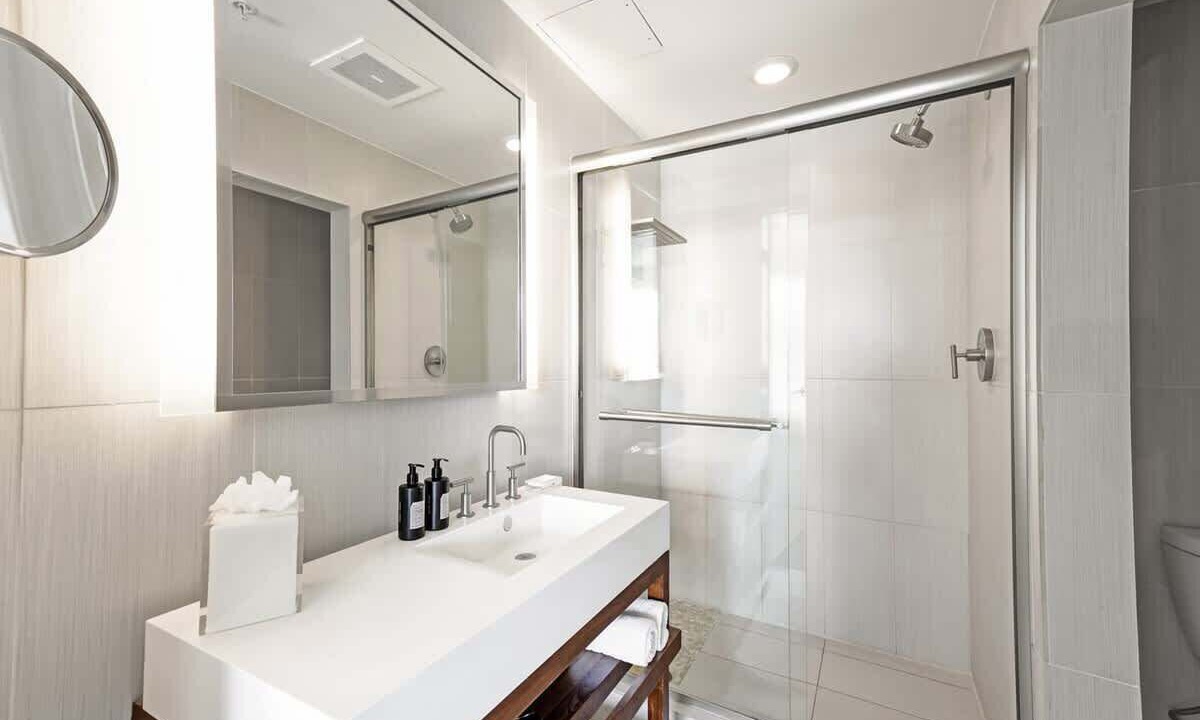 Photo of Bathroom in Central Beach