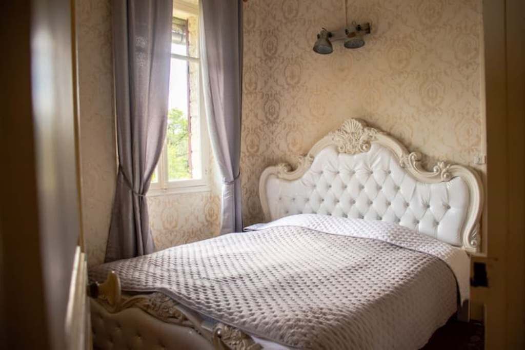 Photo of Bedroom in Hautefort