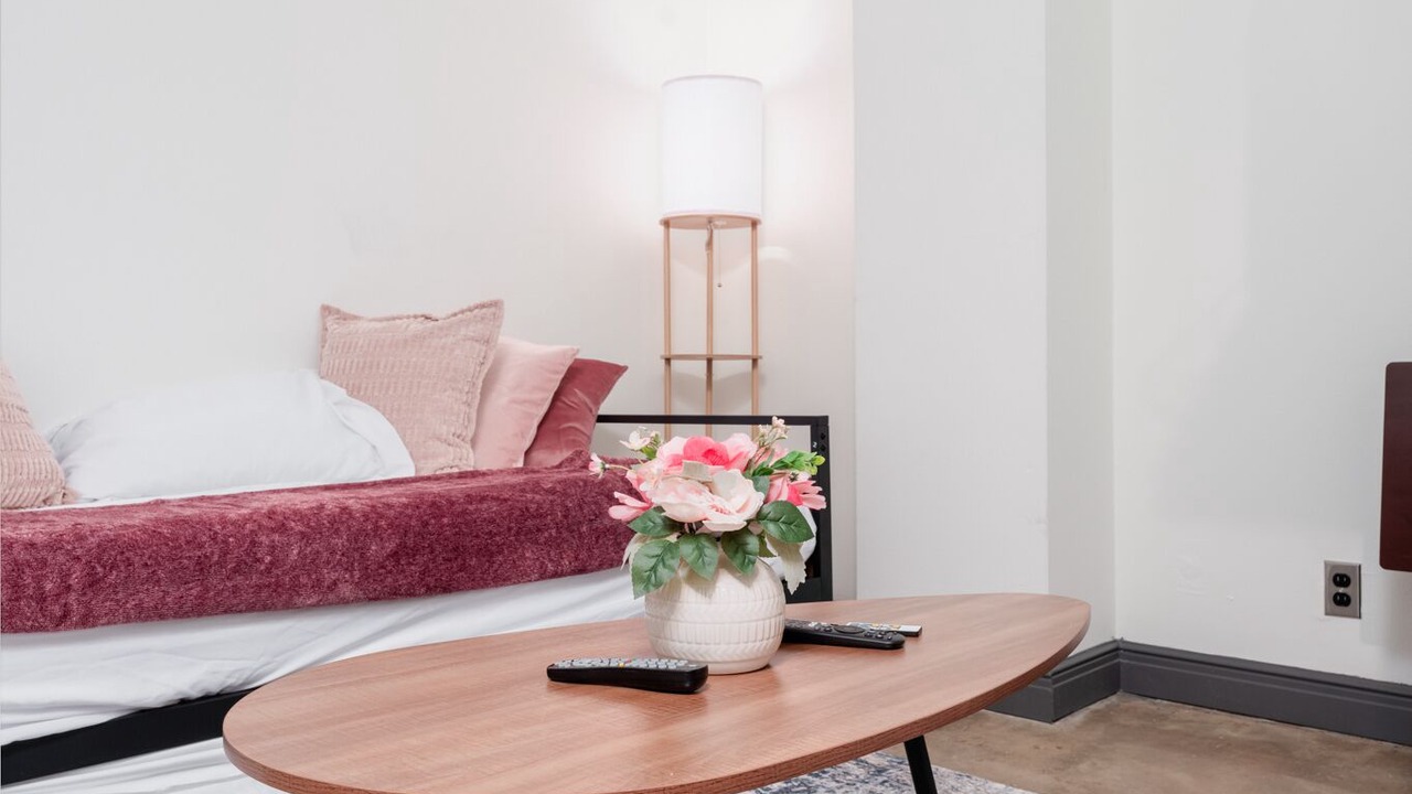 Photo of Bedroom in Central City