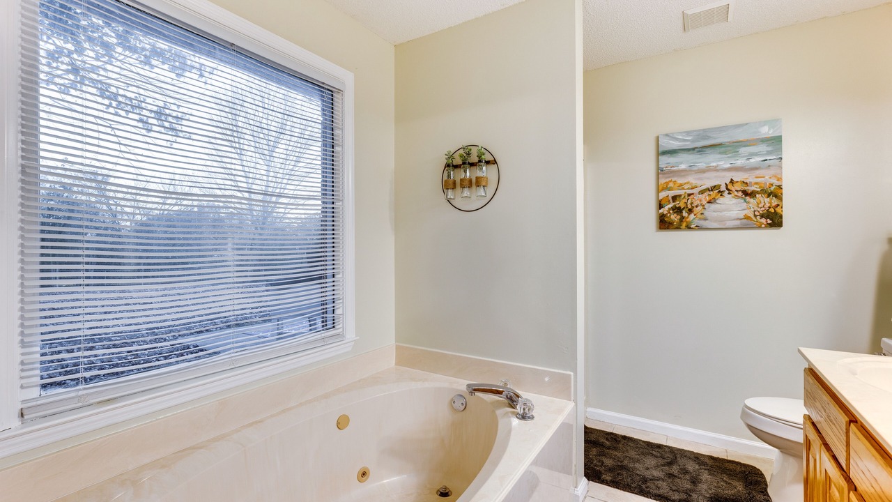 Photo of Bathroom in Normal