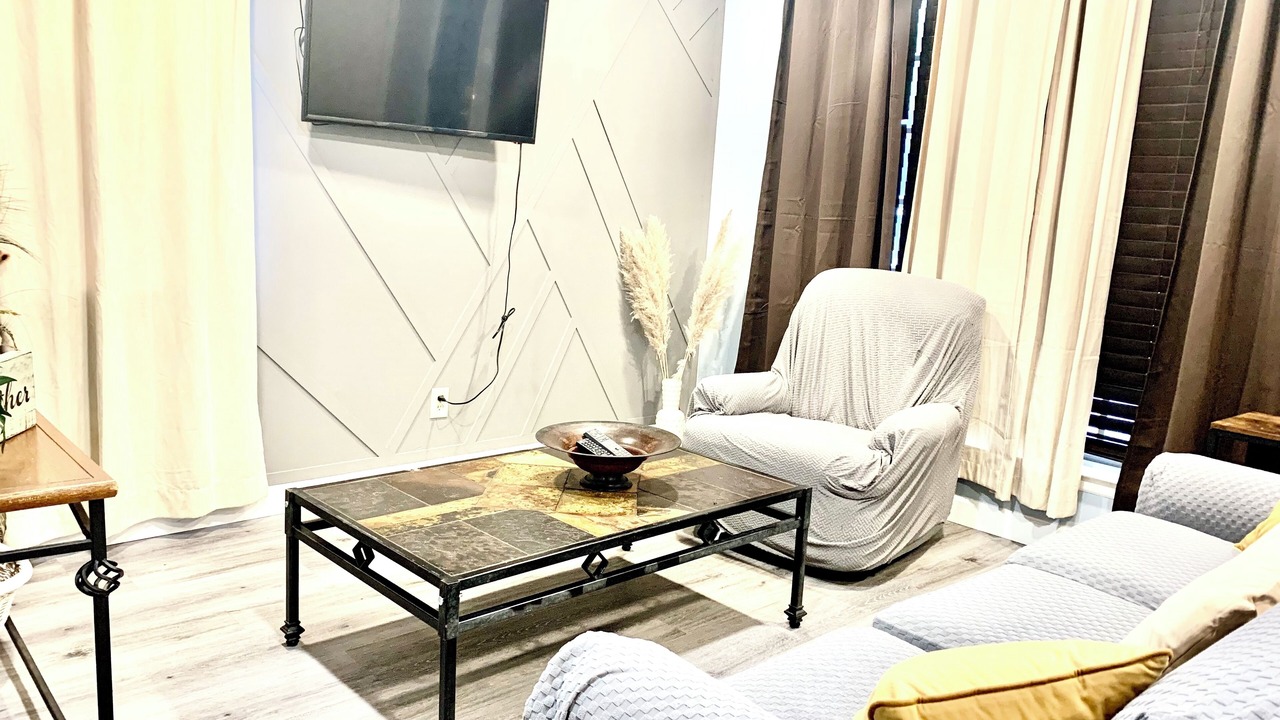 Photo of Livingroom in Berclair