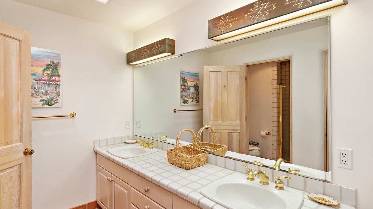 Photo of Bathroom in Quail Run