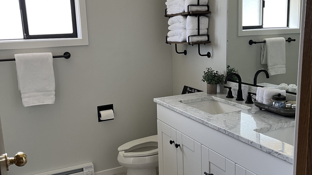 Photo of Bathroom in Cle Elum