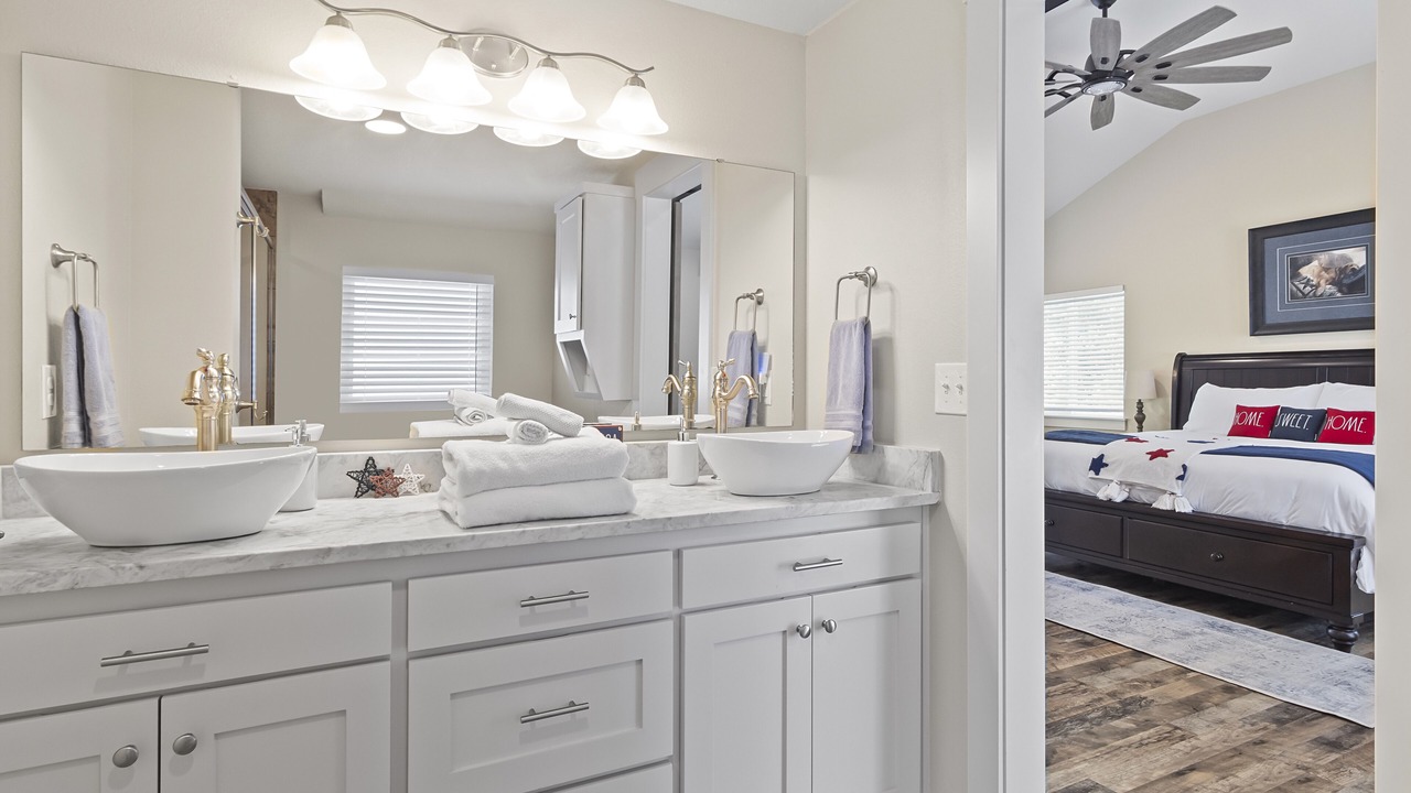 Photo of Bathroom in Beaver Shores