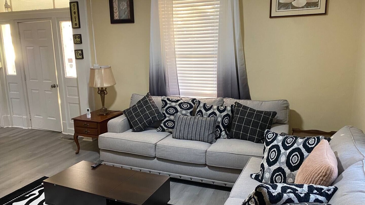 Photo of Livingroom in Waynesboro