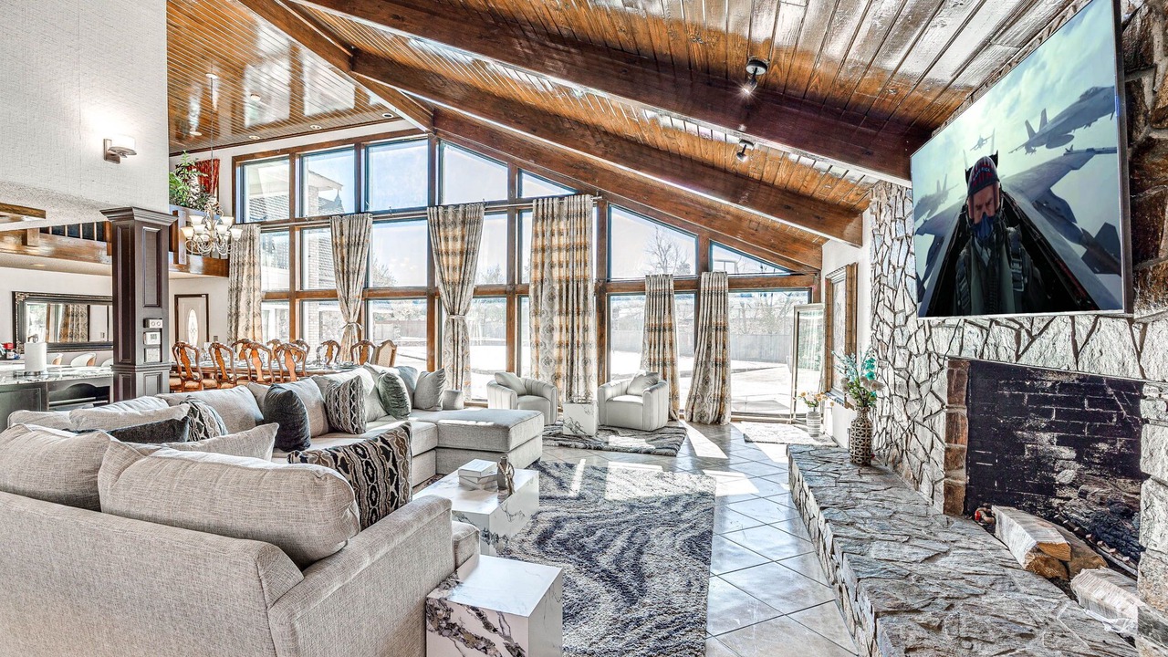 Photo of Livingroom in Central Oklahoma City