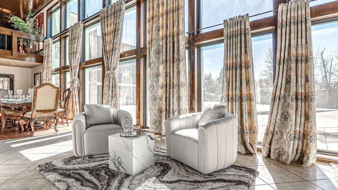 Photo of Livingroom in Central Oklahoma City