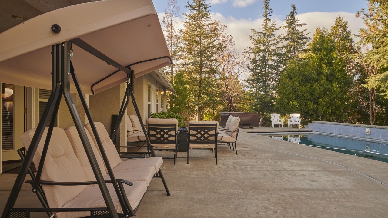 Photo of Outdoor in Oakhurst
