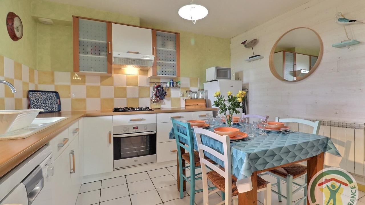 Photo of Kitchen in Mont-Dol