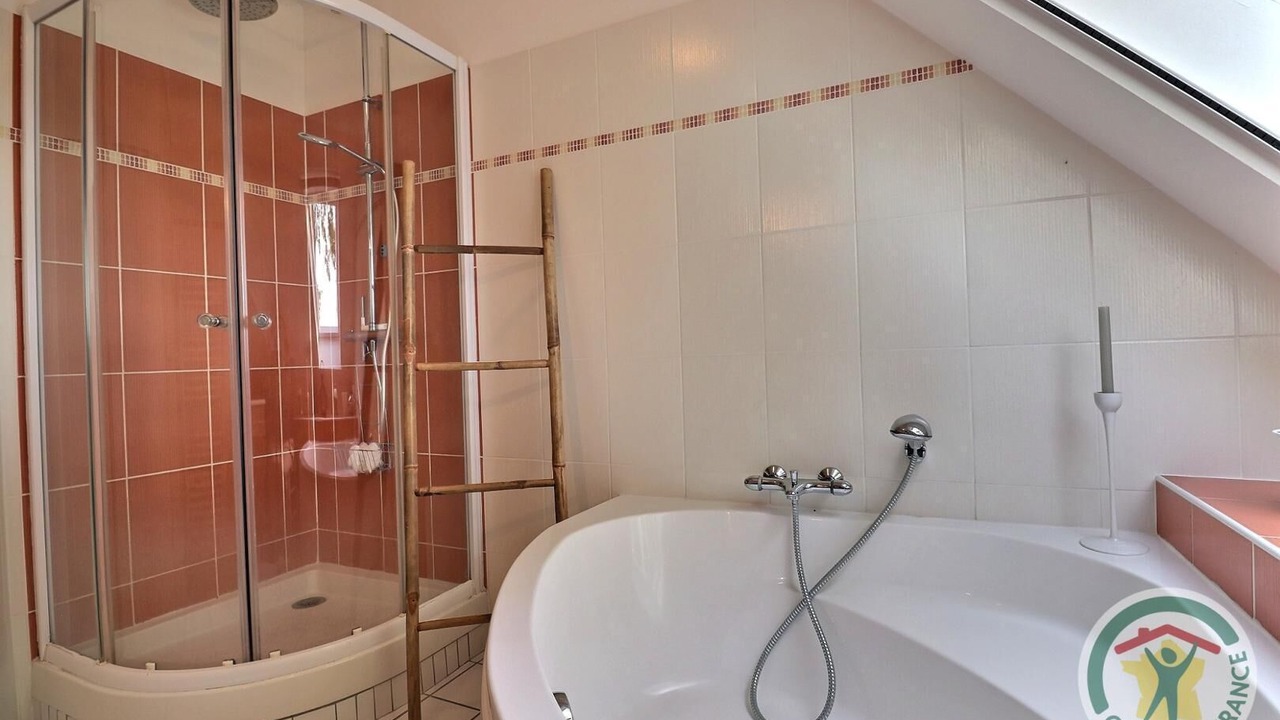 Photo of Bathroom in Mont-Dol