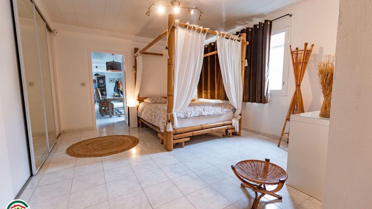 Photo of Bedroom in Chalons-en-Champagne