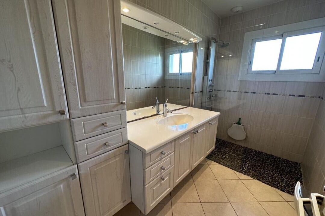 Photo of Bathroom in Bias
