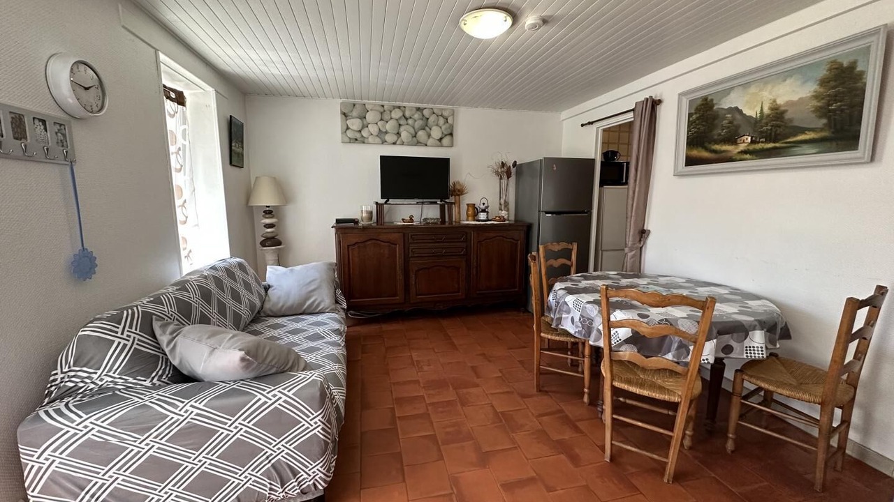 Photo of Livingroom in Heugas