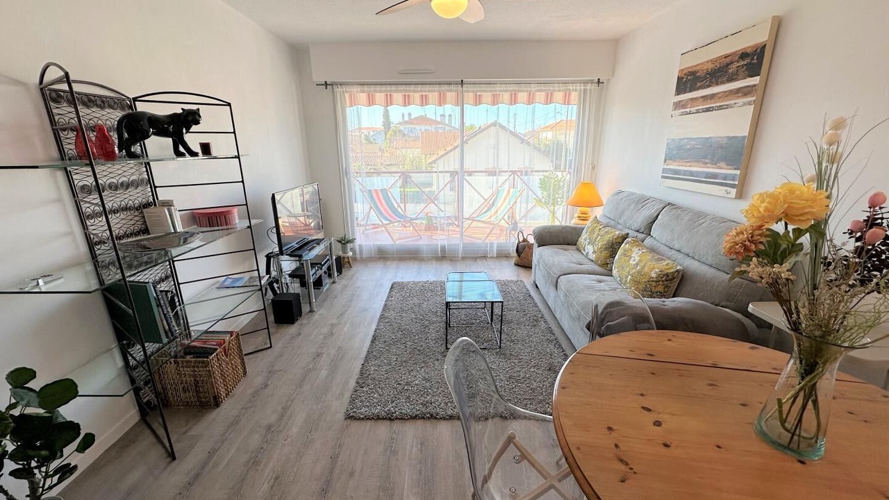 Photo of Livingroom in Dax