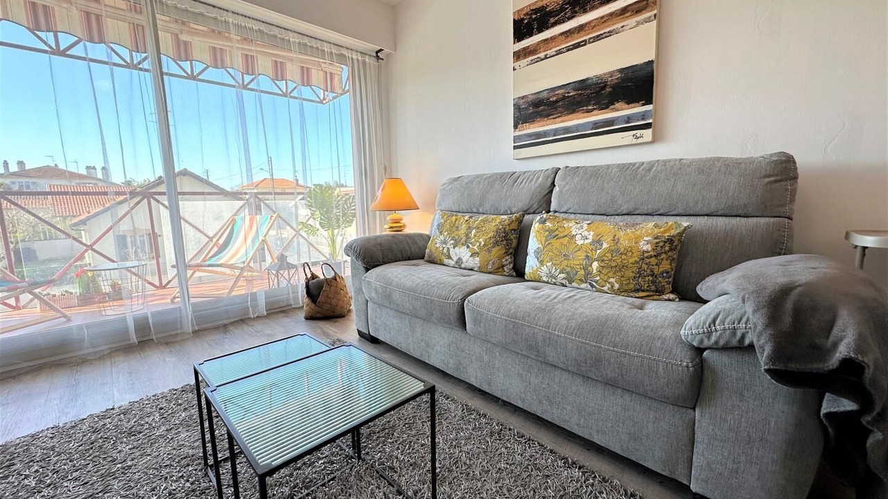 Photo of Livingroom in Dax