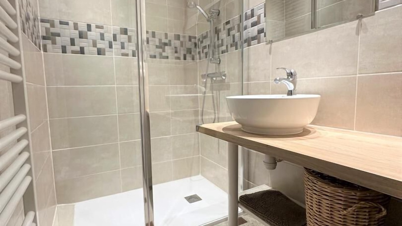 Photo of Bathroom in Castets