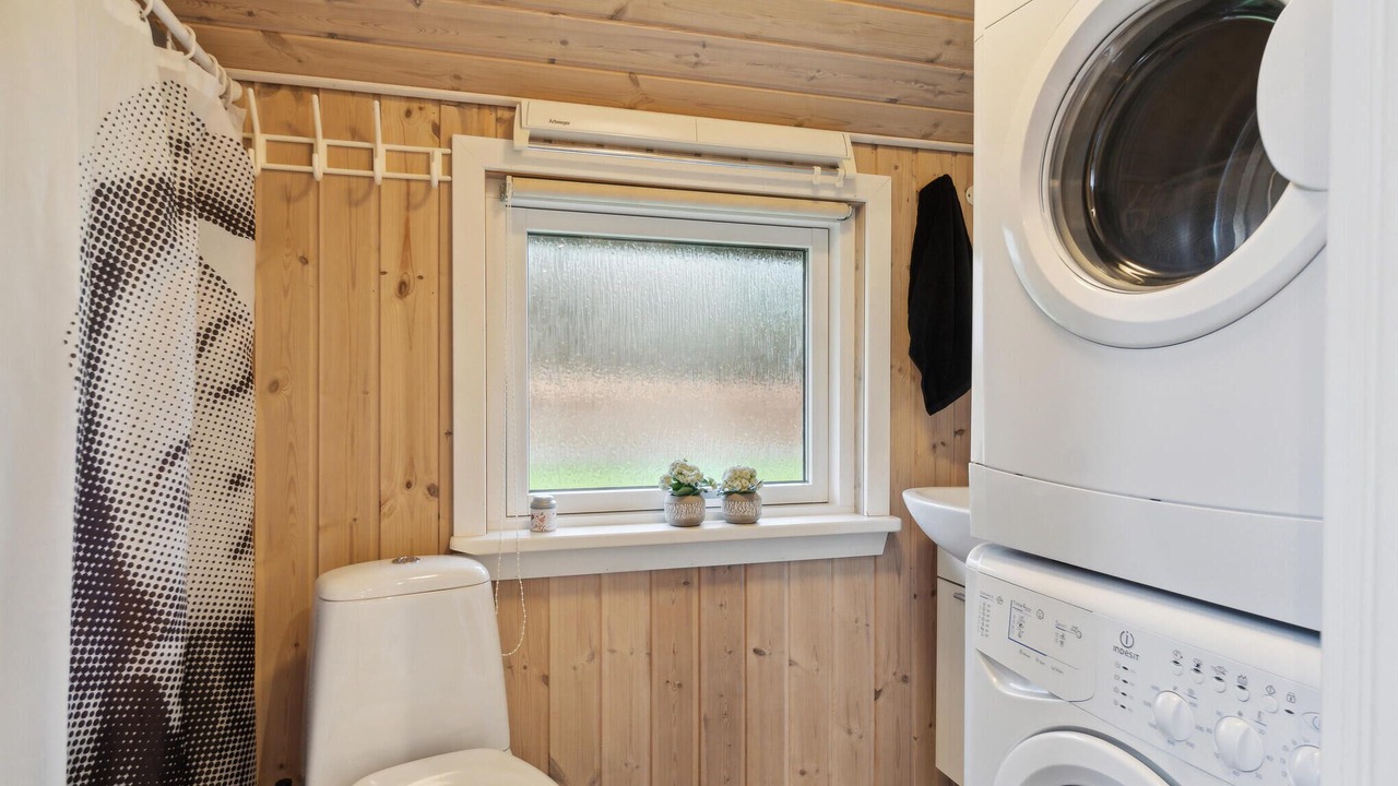 Photo of Bathroom in Strandby
