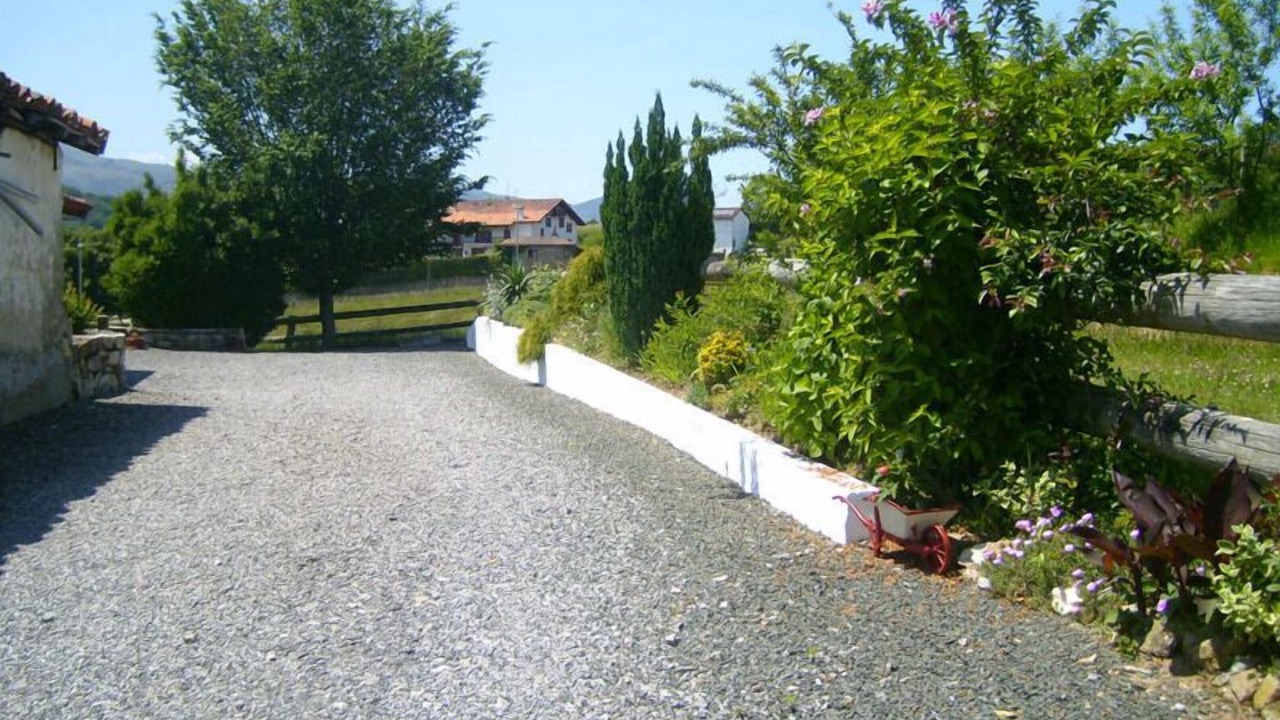 Photo of Outdoor in Macaye