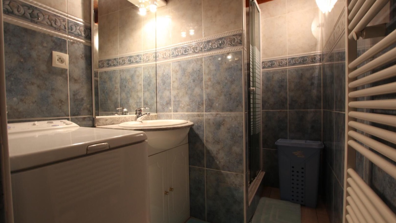 Photo of Bathroom in Sare