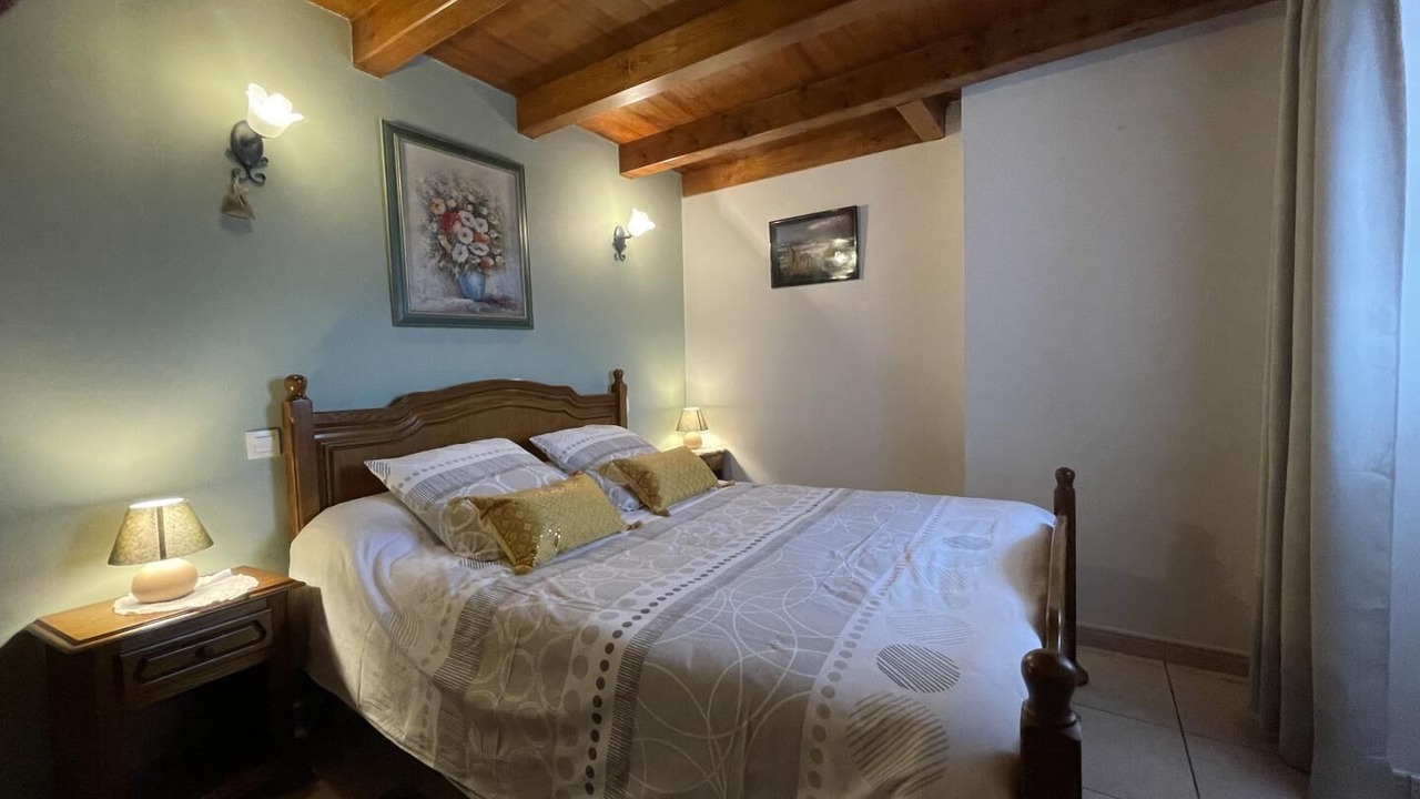 Photo of Bedroom in Sare