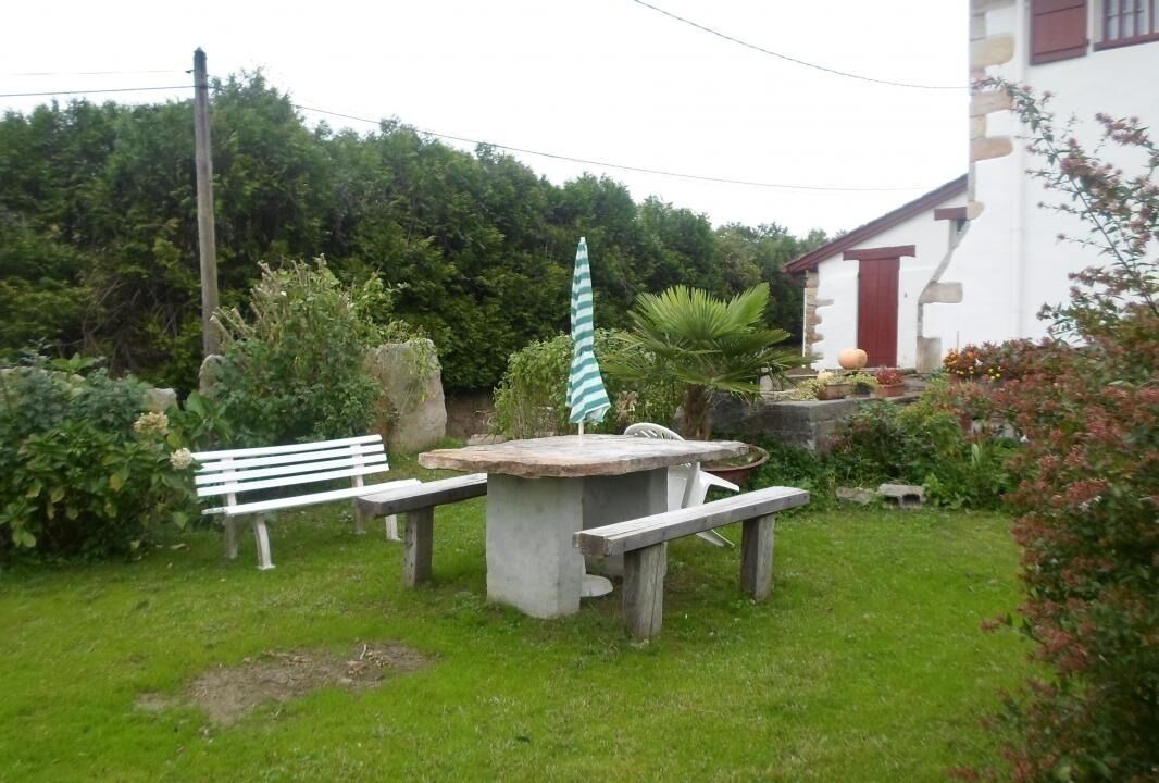 Photo of Outdoor in Sare