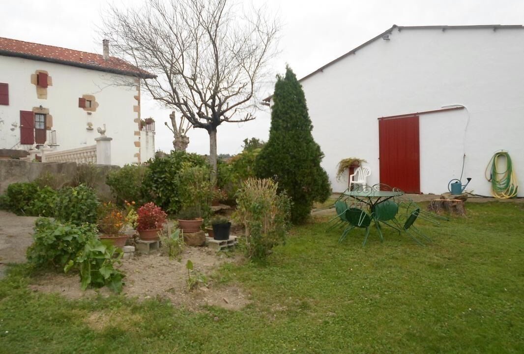 Photo of Outdoor in Sare