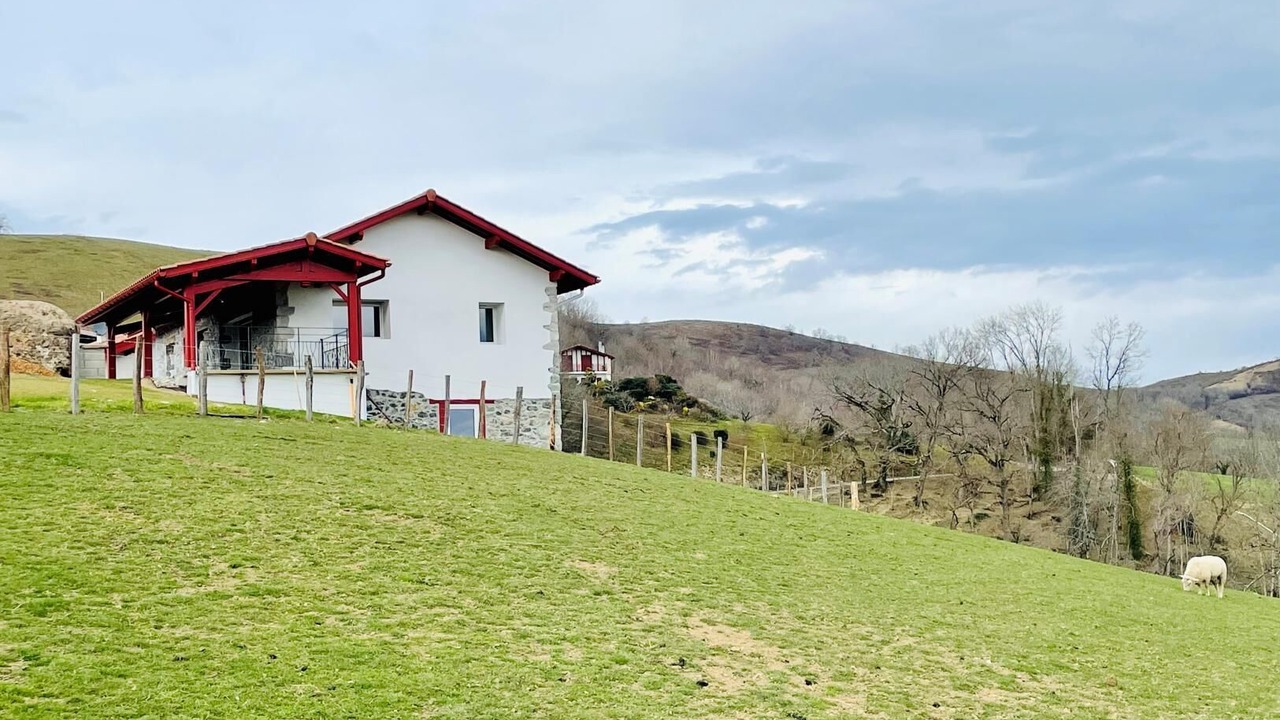 Photo of Outdoor in Jaxu