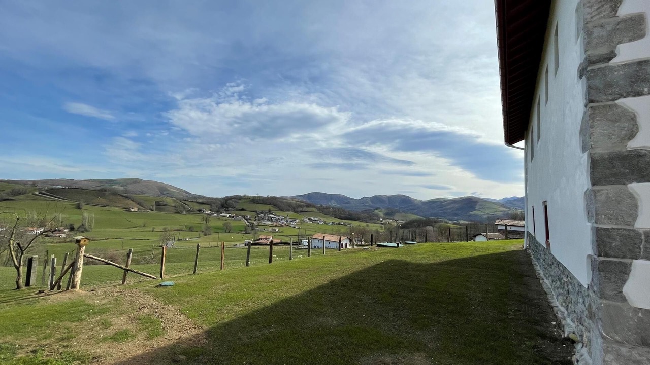 Photo of Outdoor in Jaxu