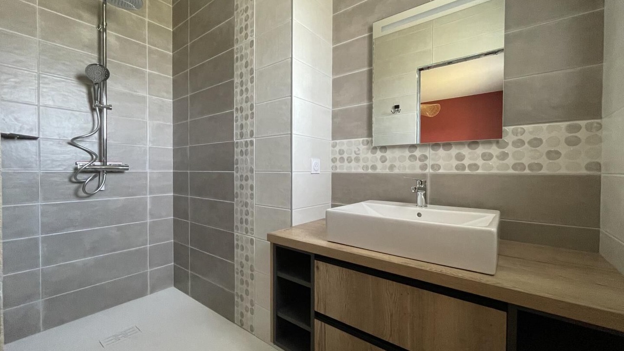 Photo of Bathroom in Jaxu