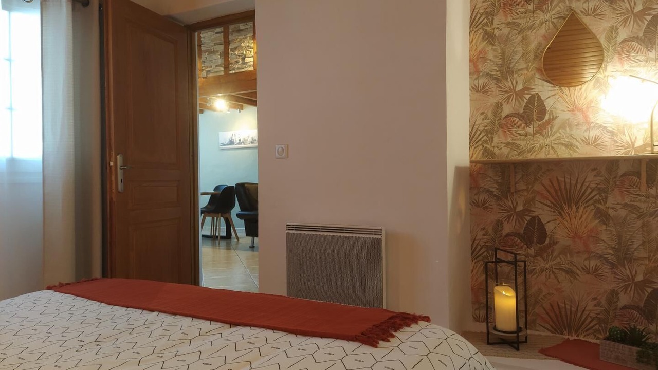 Photo of Bedroom in Sare