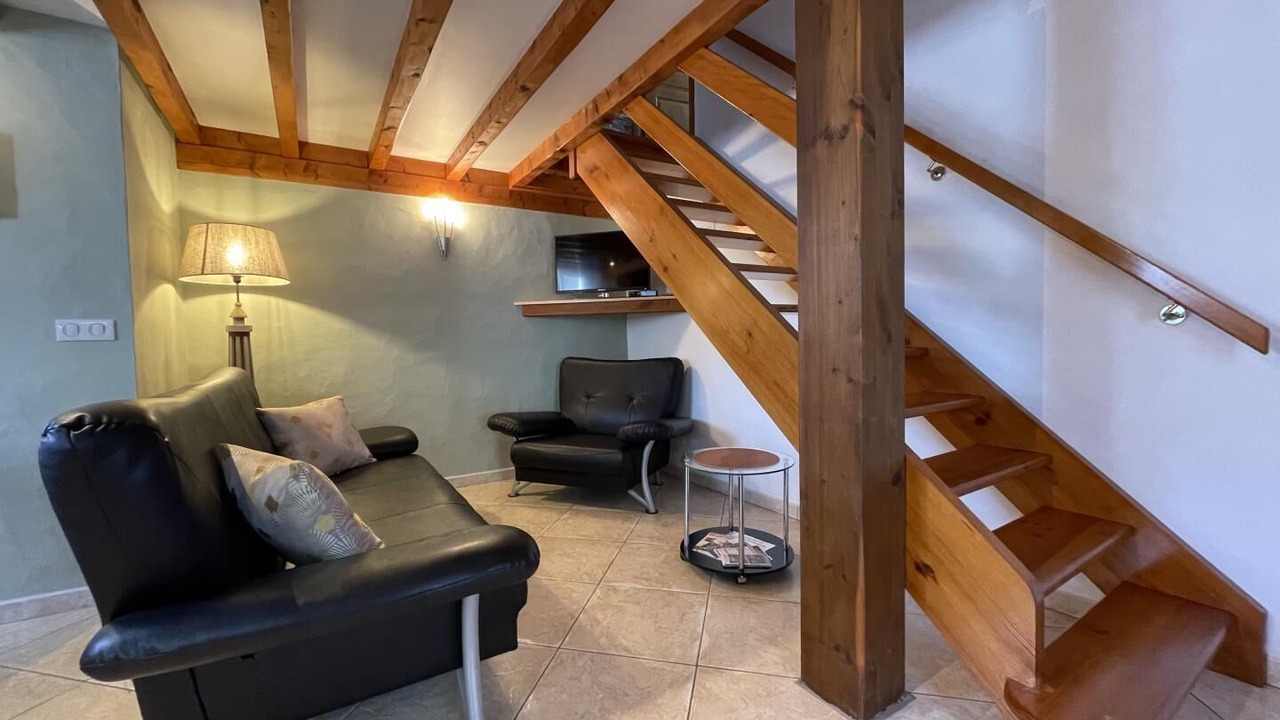 Photo of Livingroom in Sare
