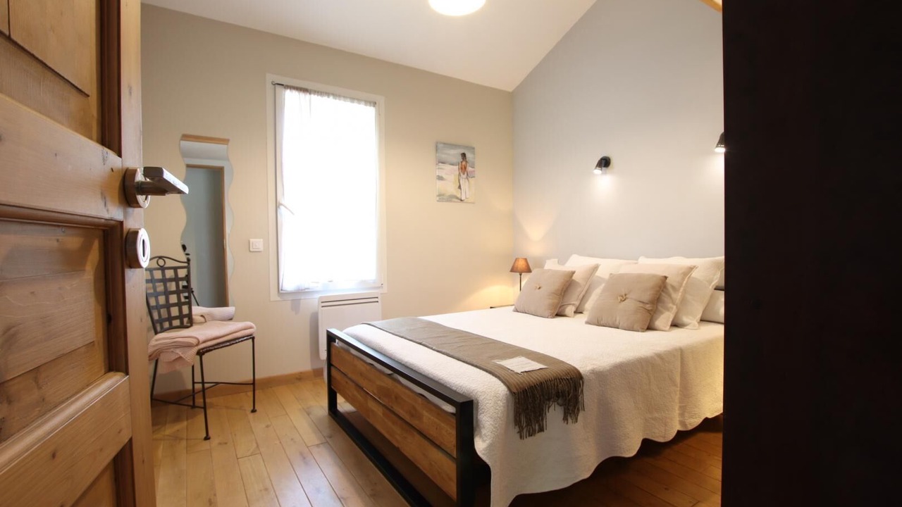 Photo of Bedroom in Lahonce