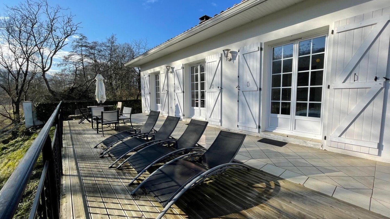 Photo of Patio Balcony in Uhart-Cize