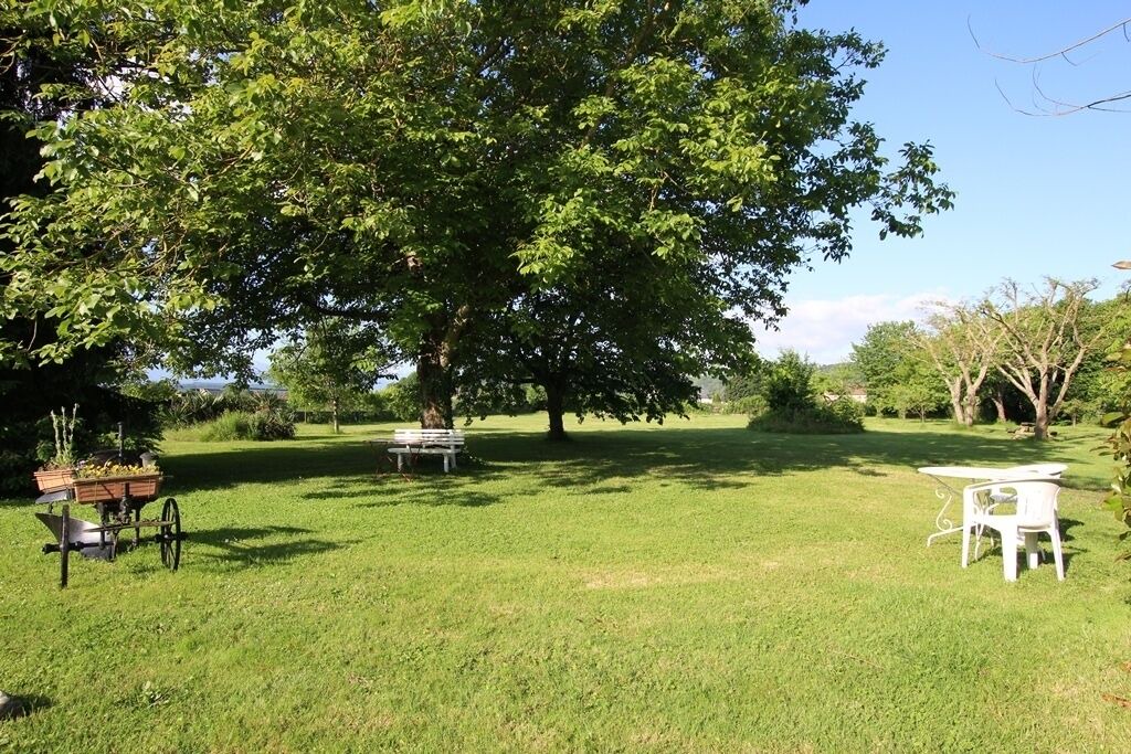 Photo of Outdoor in Assat
