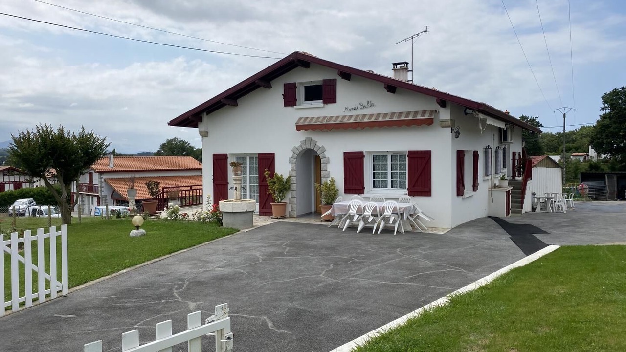 Photo of Outdoor in Halsou