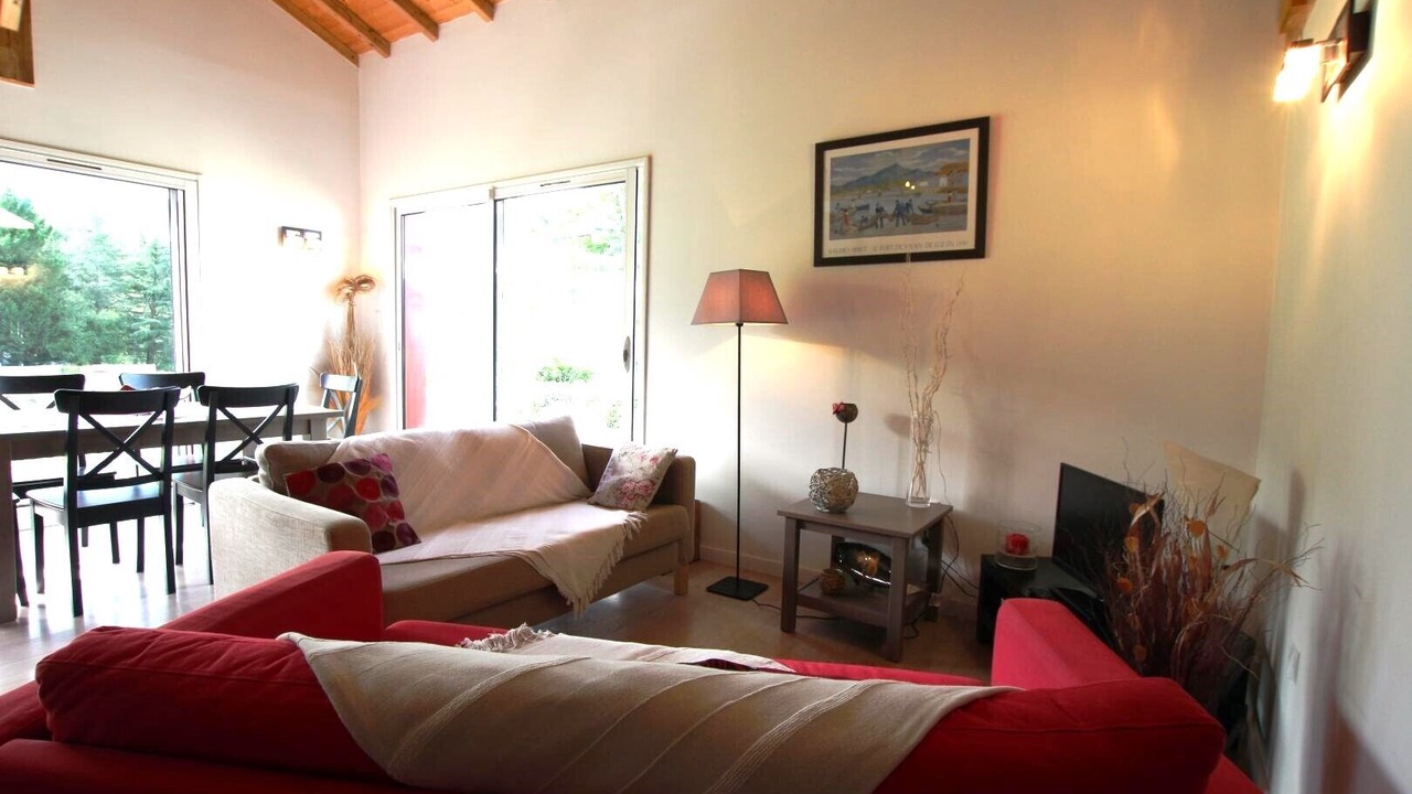 Photo of Livingroom in Ahaxe-Alciette-Bascassan