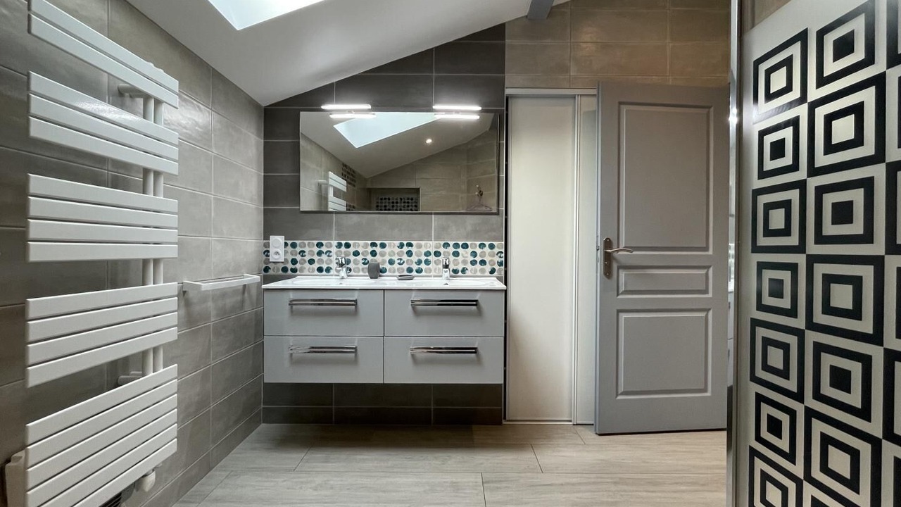 Photo of Bathroom in Macaye