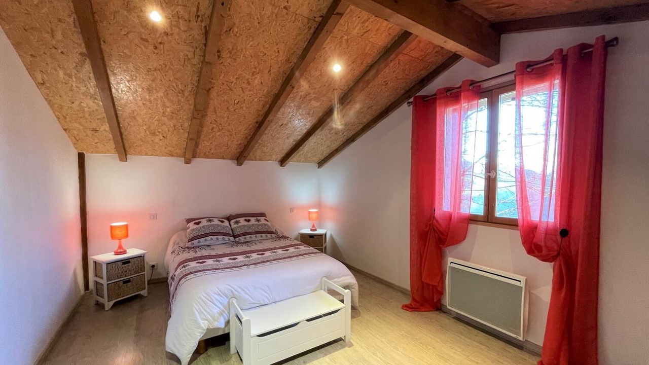 Photo of Bedroom in Osses