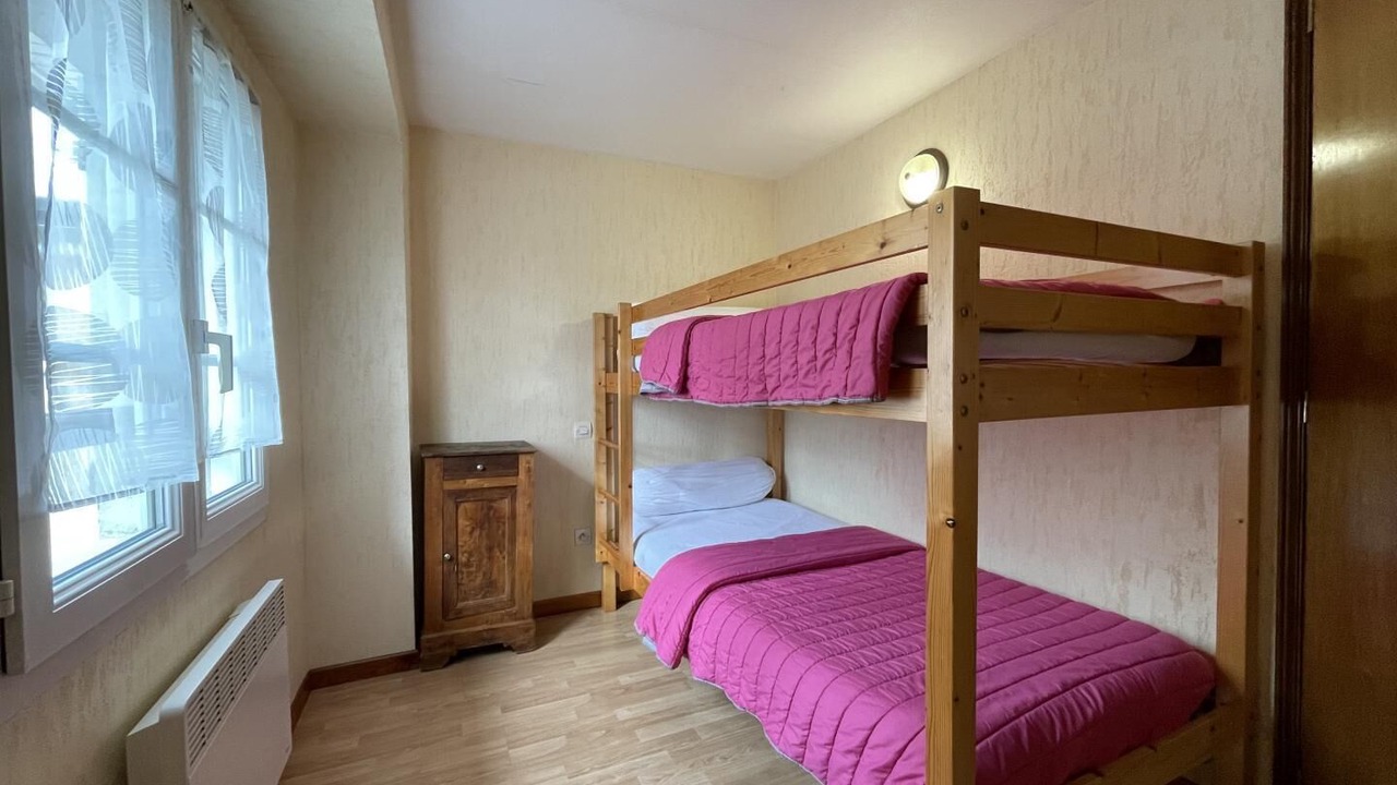 Photo of Bedroom in Bescat