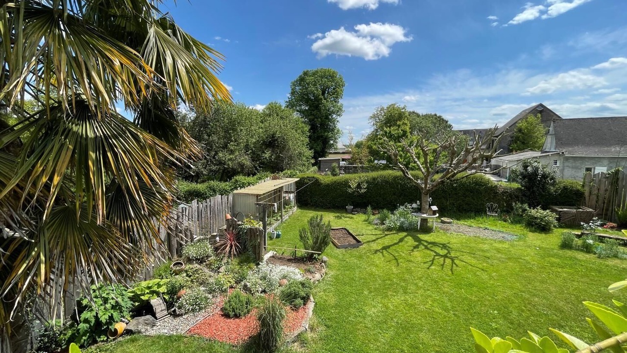 Photo of Outdoor in Precilhon