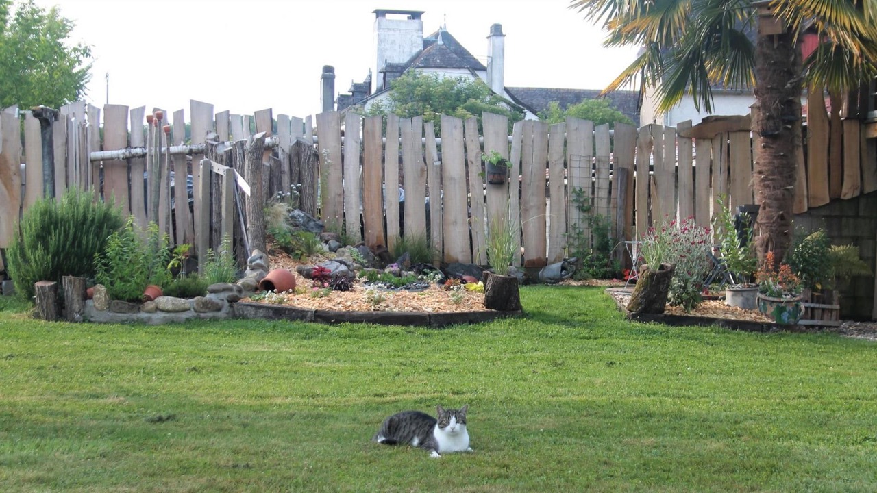 Photo of Outdoor in Precilhon