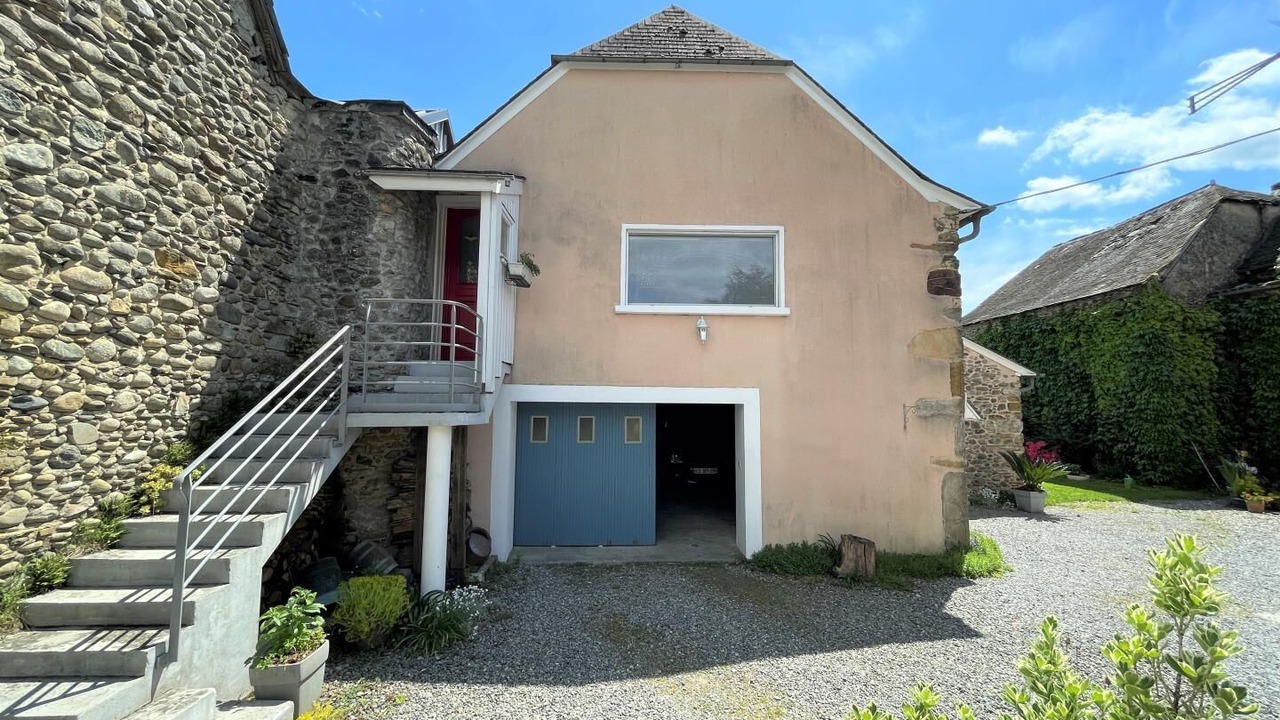 Photo of Outdoor in Precilhon