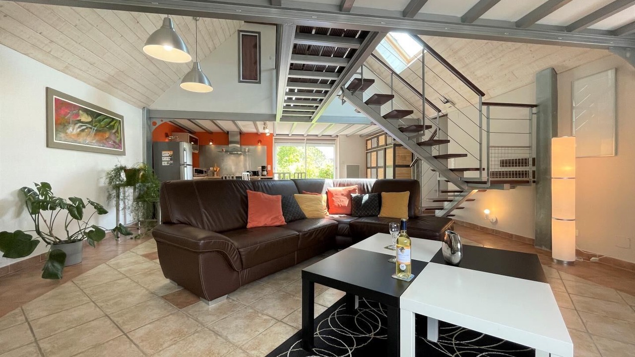 Photo of Livingroom in Precilhon