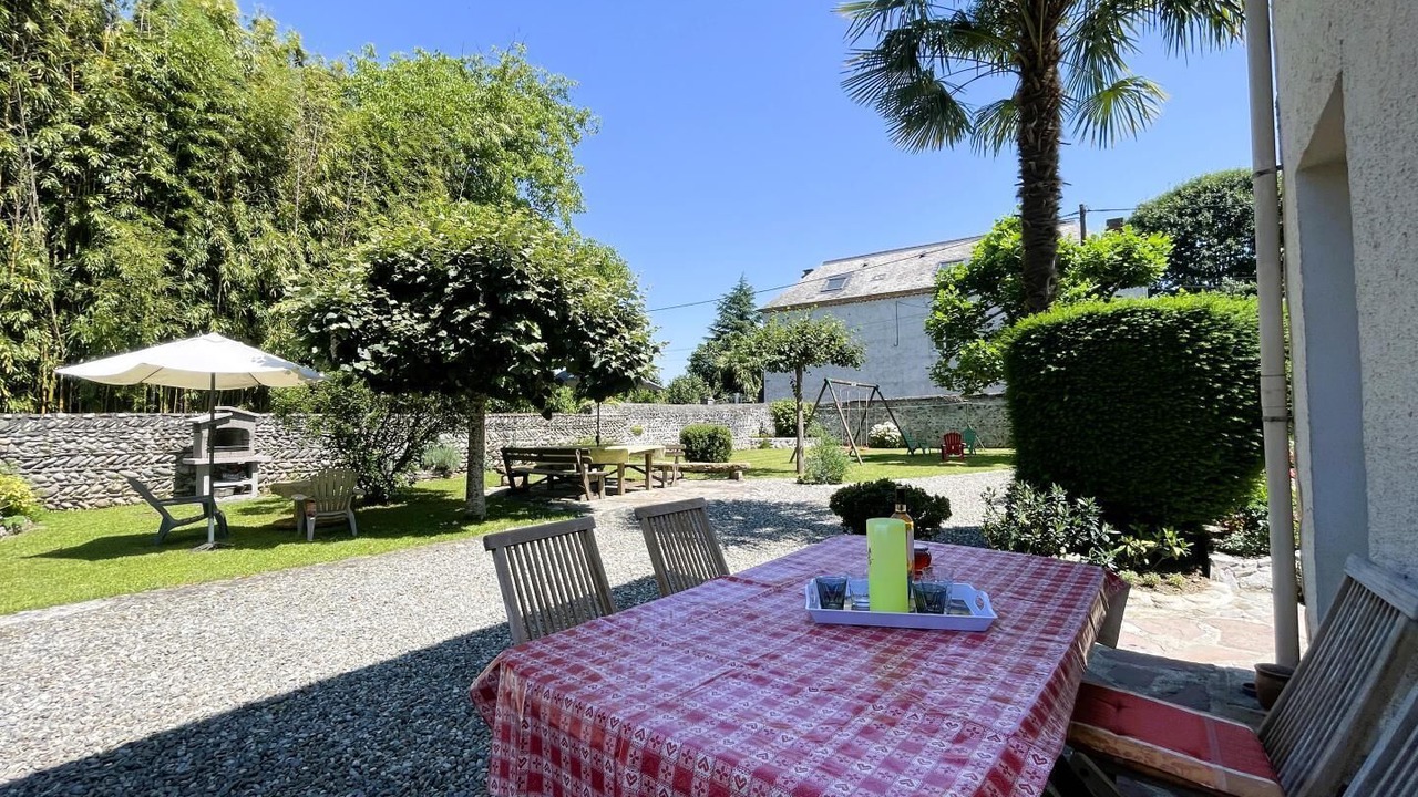 Photo of Outdoor in Boeil-Bezing