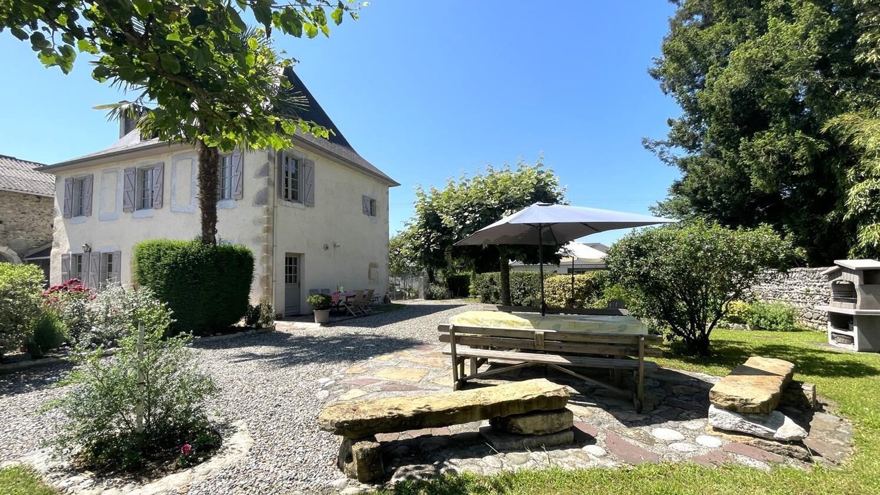 Photo of Outdoor in Boeil-Bezing